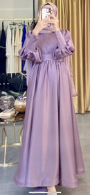 Grab our two piece houlla set for Eid! It is elegant, simple, and fashionable at the same time! 