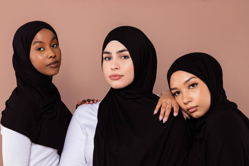 3 women wearing Premium Jersey Hijab Dundas Black