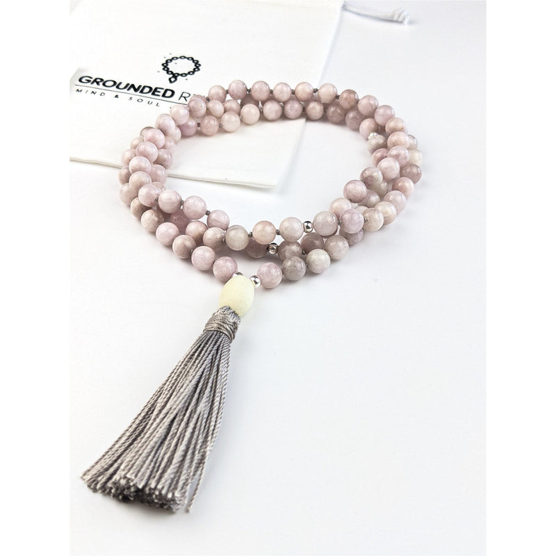 Gland de compassion Tasbih | Collier avec perles de pierres précieuses Kunzite et pompon en soie fait à la main 