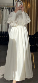 Grab our two piece houlla set for Eid! It is elegant, simple, and fashionable at the same time! 