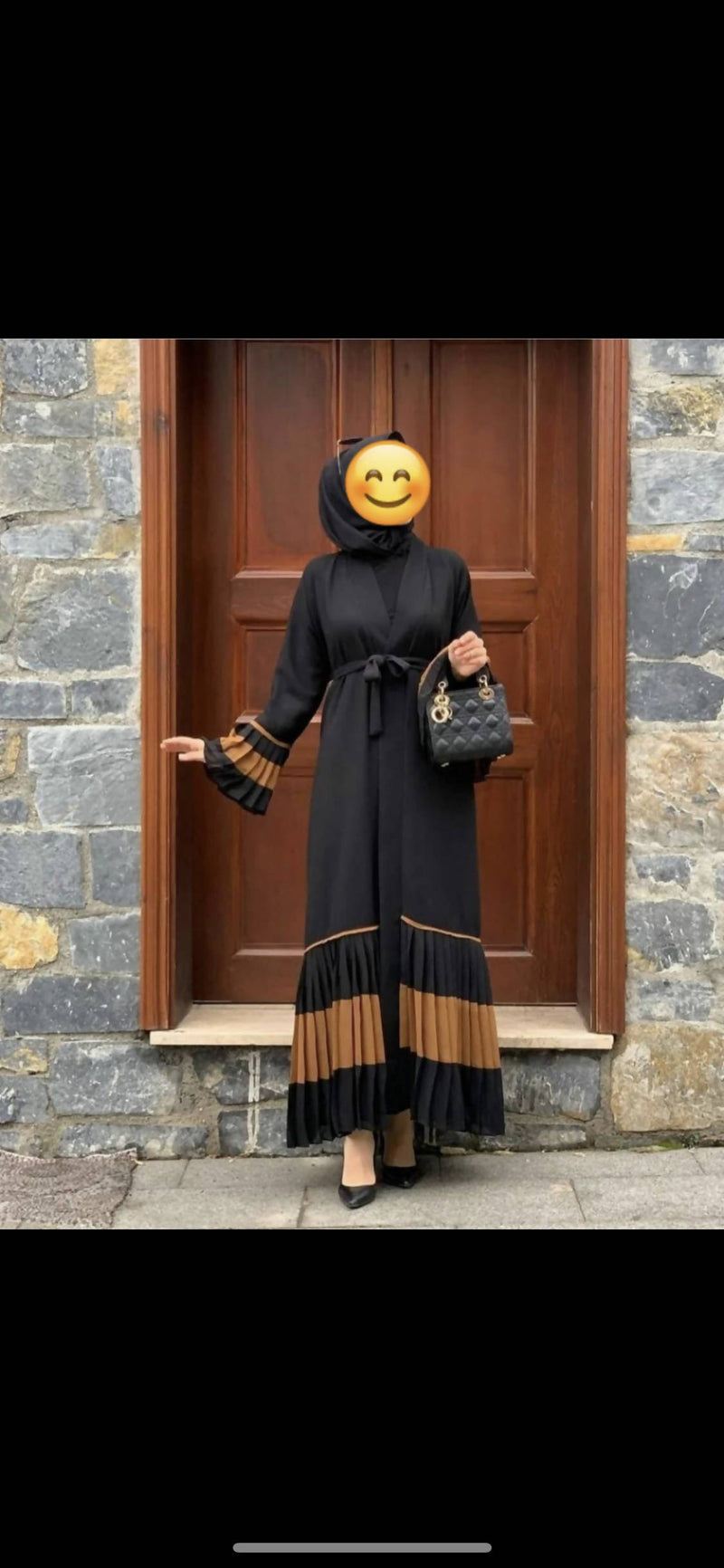 Look absolutely stunning in this frill abaya cardigan! You can style this with a slip dress or a top! 
