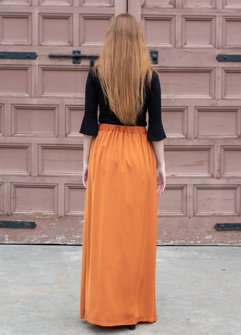 Centred Accordion Skirt orange back elastic waist