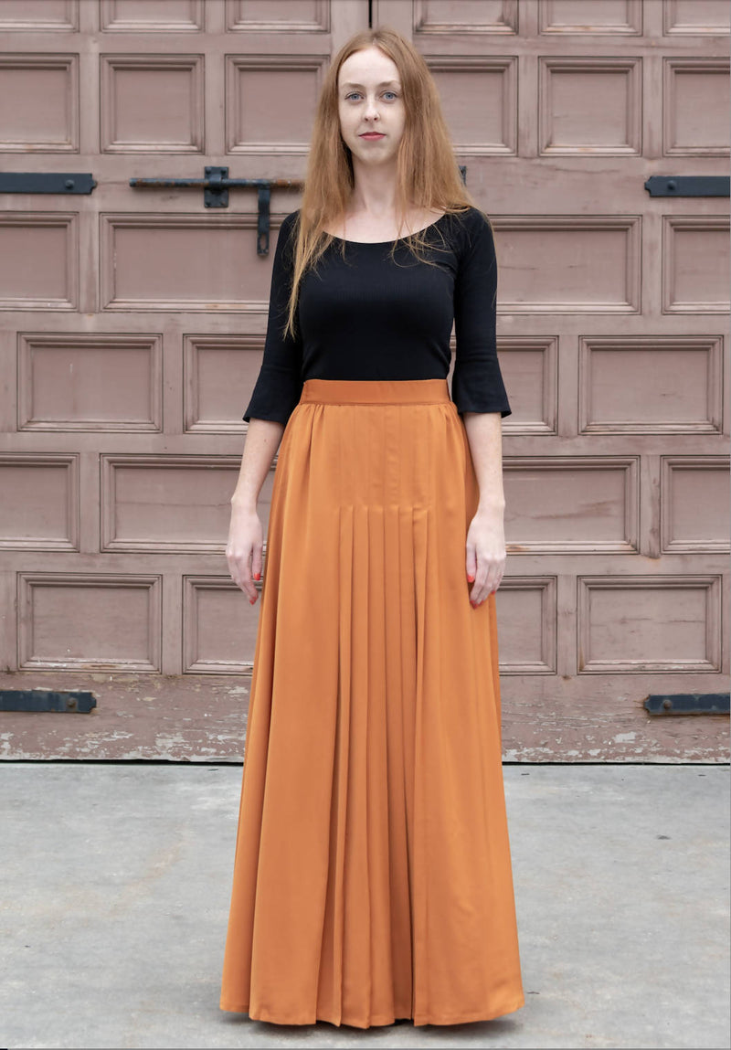 Centred Accordion Skirt orange a-line straight waist